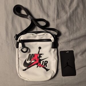 2019 JORDAN JUMPMAN Crossbody Bag